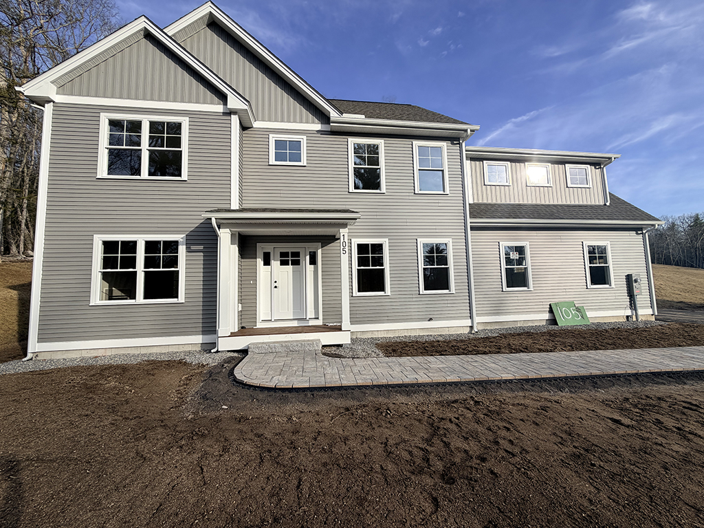 105 Seaverns Bridge Road exterior